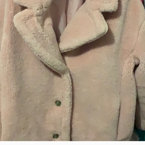 GAP womens pink faux fur. - Picture 2 of 4